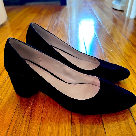 Cole Haan Signature Pumps - Picture 1 of 7